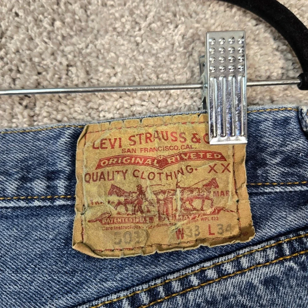 Levis 501 Jeans Mens 33x34 (fit 32x32.5) Blue Button Fly Denim 100% cotton
